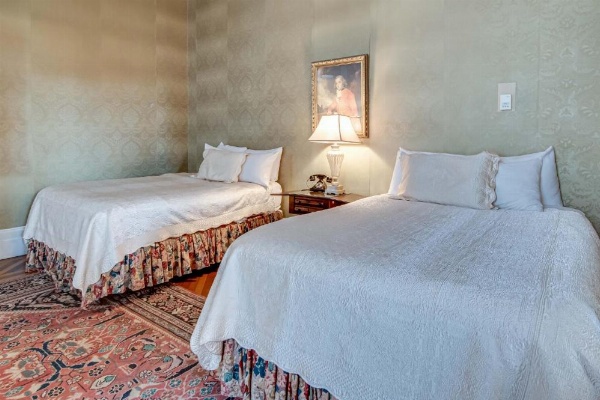 Malaga Inn image 104